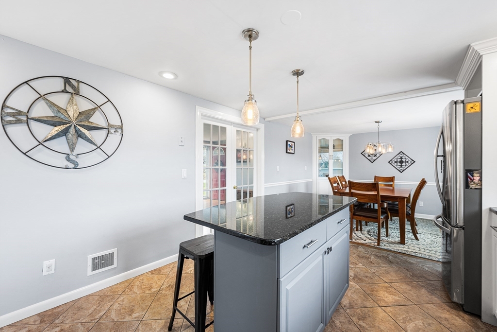 674 Trull Road Tewksbury, MA 01876 - Photo 8 of 42