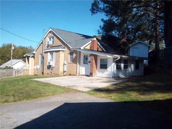 $199,900 | 108 East East B Avenue, Easley, SC 29640