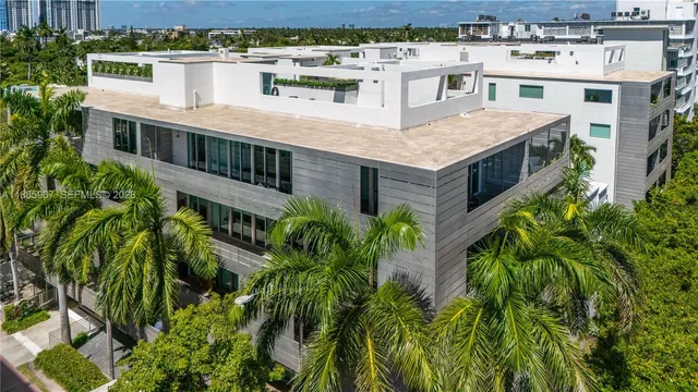 a picture of city view