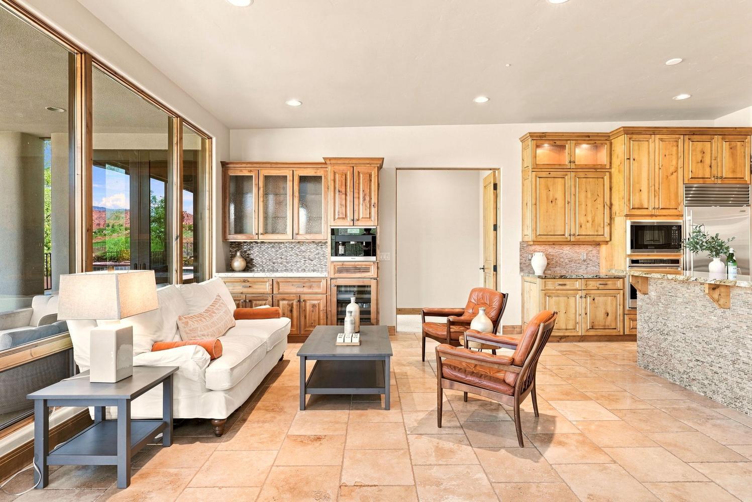 2386 Chaco Trail St. George, UT 84770 - Photo 9 of 38 009-018-webormlsDSC 08856-1498x1000