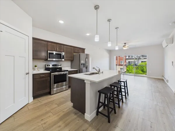 $224,900 | 1501 North Windsor Avenue, Unit 203, Cottage Grove, WI 53527