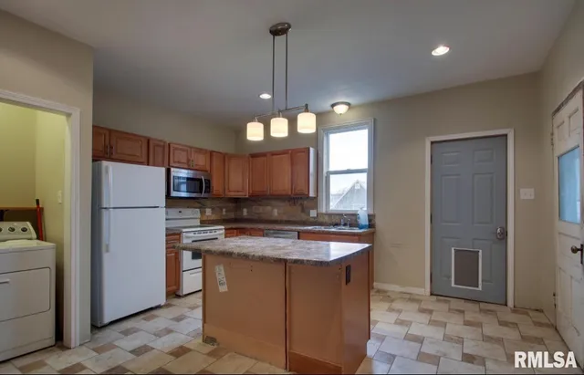 $109,000 | 623 Payson Avenue, Quincy, IL 62301