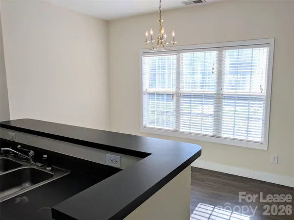 $1,400 | 917 Shearer Street, Unit 20, Davidson, NC 28036