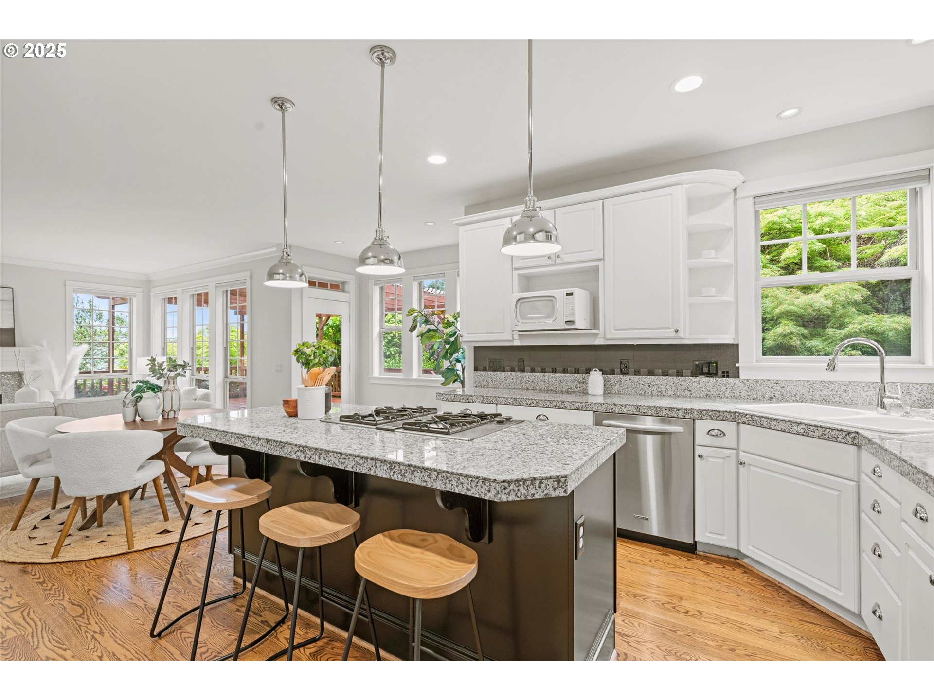 1206 Northwest Mayfield Road Portland, OR 97229 - Photo 9 of 36 Gallery Image 9