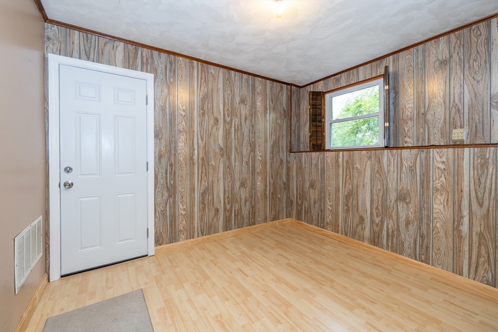 10 Dolan Road Billerica, MA 01821 - Photo 18 of 26 Gallery Image 18