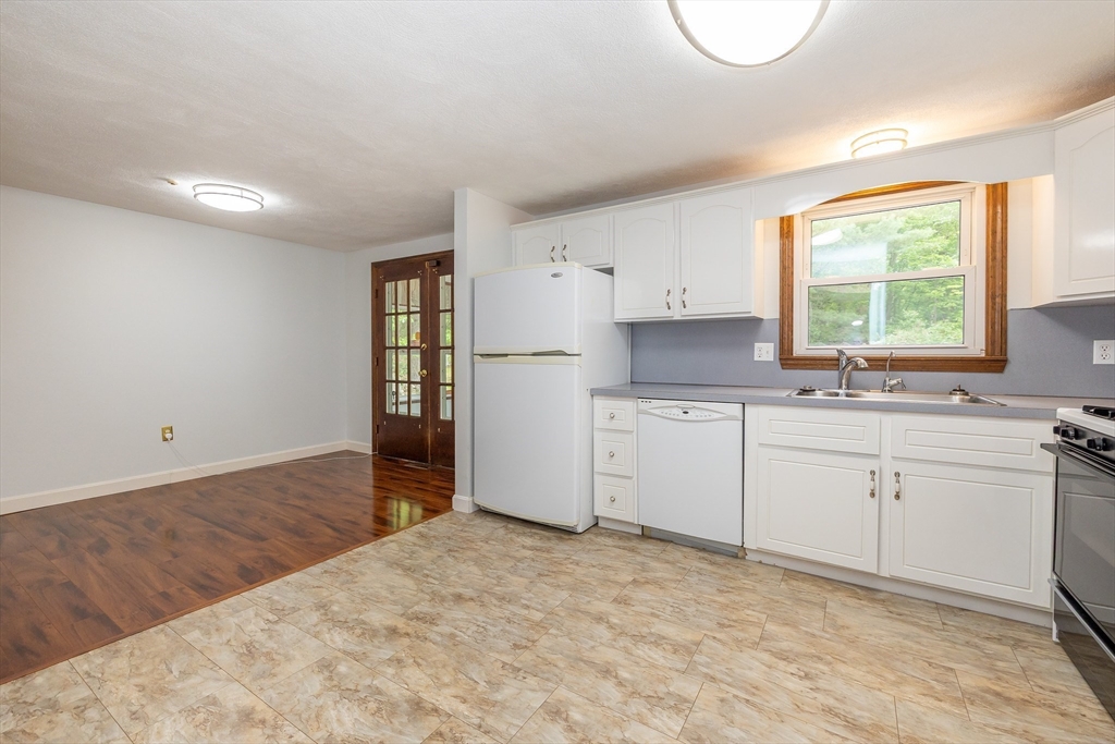 10 Dolan Road Billerica, MA 01821 - Photo 7 of 26 Gallery Image 7