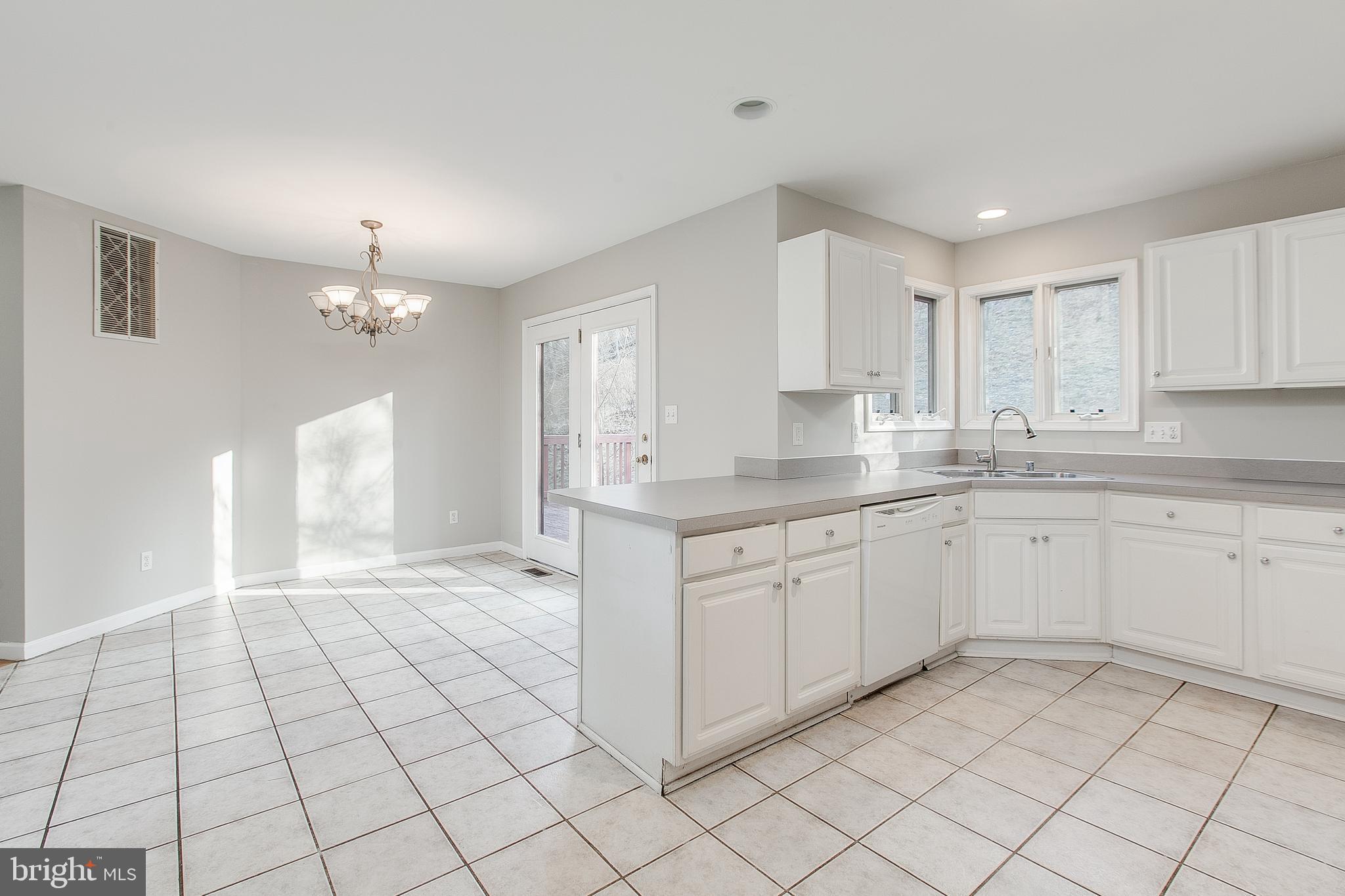 6717 West Lakeridge Road New Market, MD 21774 - Photo 30 of 69 Gallery Image 30