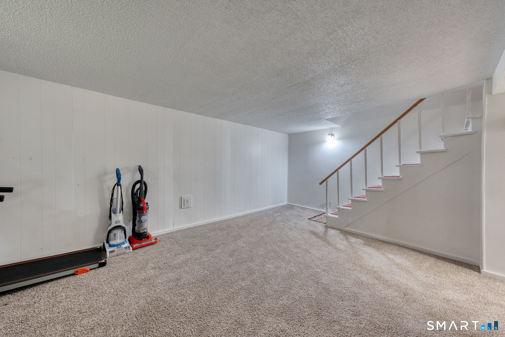 21 Old Meadow Plain Road Simsbury, CT 06070 - Photo 25 of 35
