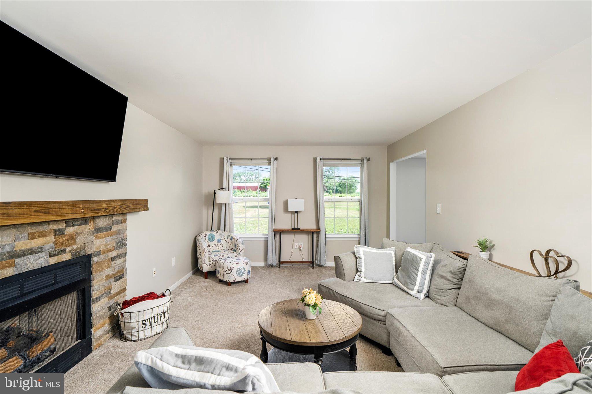 297 Sykesville Road Chesterfield, NJ 08515 - Photo 6 of 32