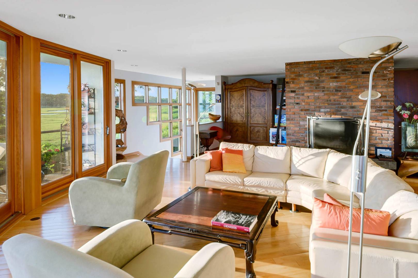 29 Harding Terrace Sag Harbor, NY 11963 - Photo 11 of 32