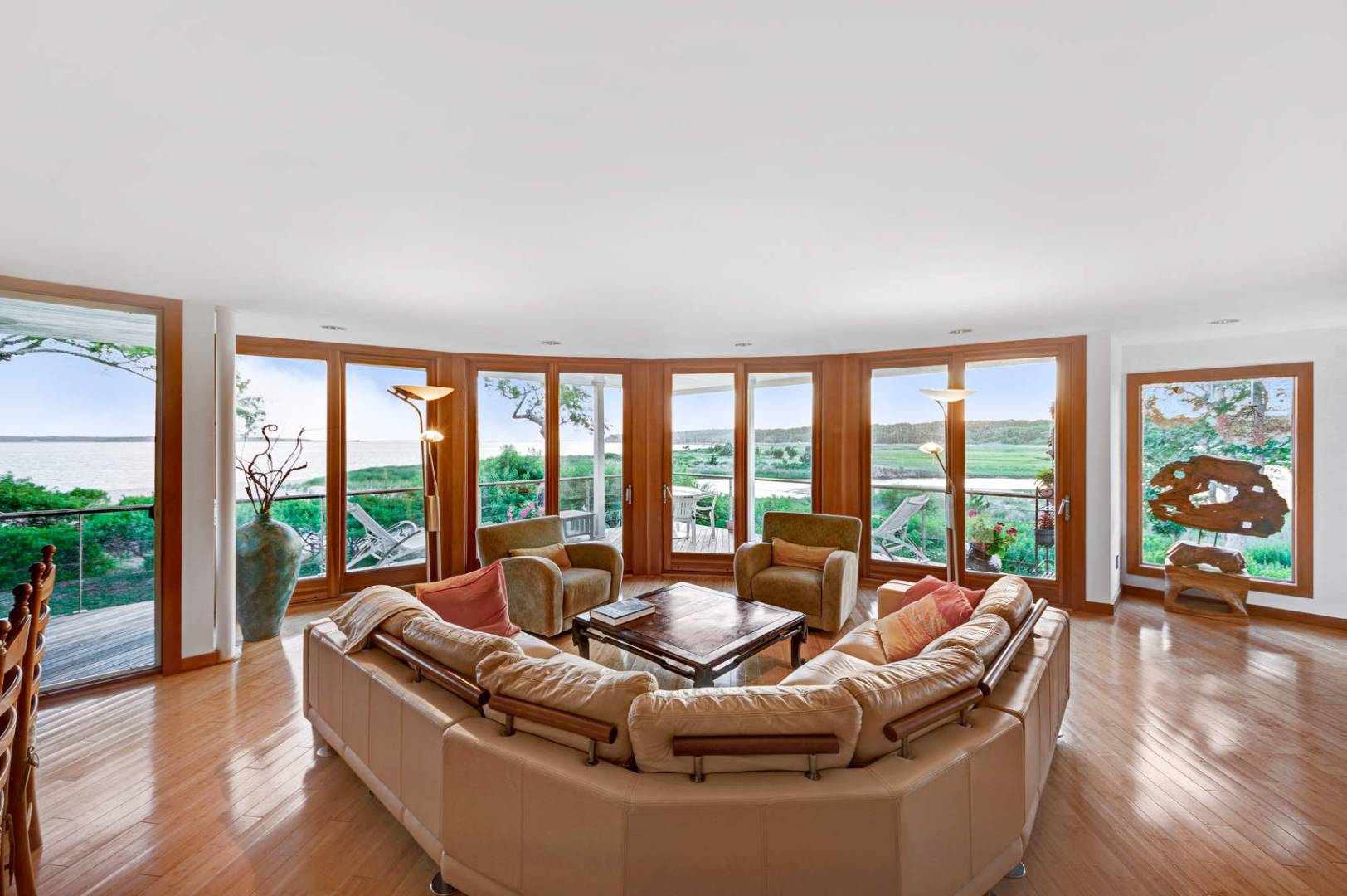 29 Harding Terrace Sag Harbor, NY 11963 - Photo 9 of 32