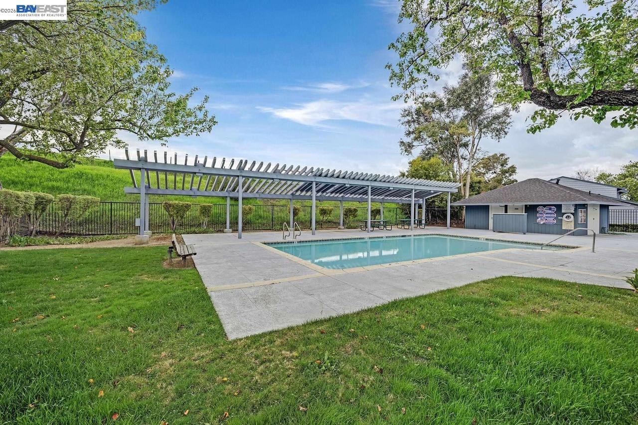 1391 Spring Valley Common Livermore, CA 94551 - Photo 13 of 14