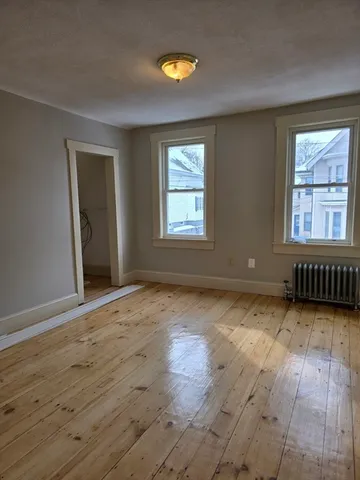 $2,800 | 52 Arlington Street, Unit 52, Lowell, MA 01854