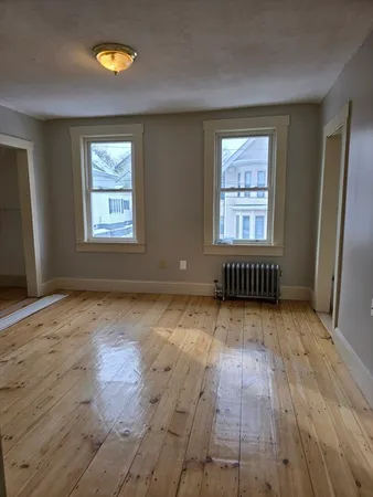 $2,800 | 52 Arlington Street, Unit 52, Lowell, MA 01854