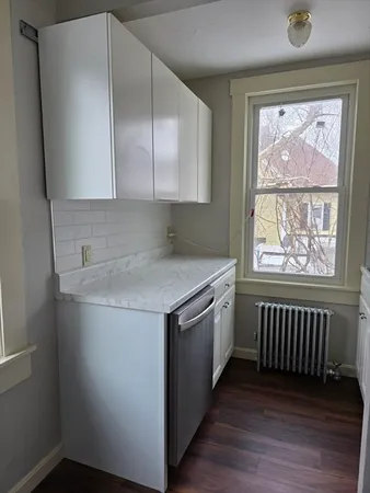 $2,800 | 52 Arlington Street, Unit 52, Lowell, MA 01854