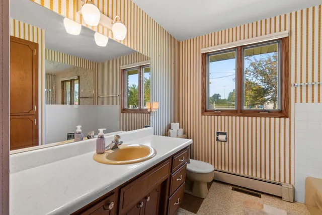 $229,000 | 139 Memorial Drive, Pulaski, WI 54162