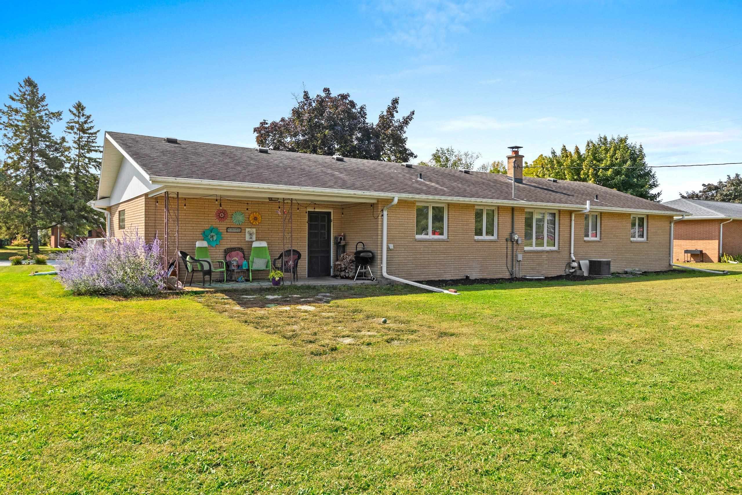 139 Memorial Drive Pulaski, WI 54162 - Photo 41 of 53