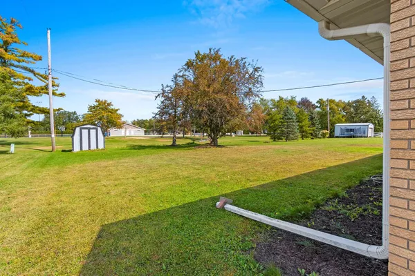 $229,000 | 139 Memorial Drive, Pulaski, WI 54162