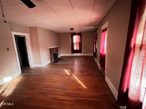 $76,900 | 231 11th Street Northwest, Norton, VA 24273