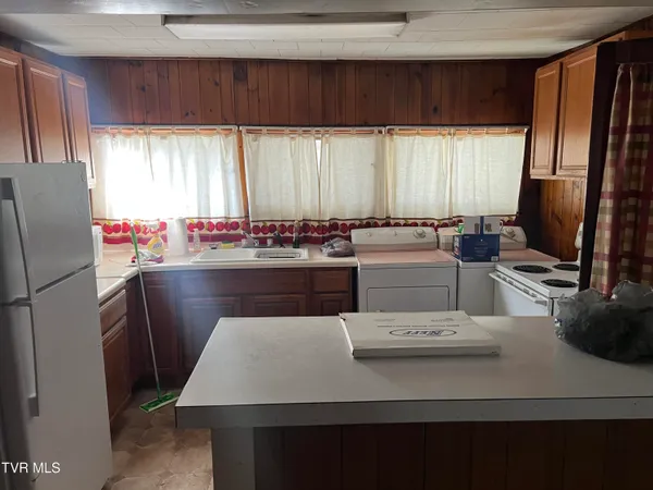 $79,900 | 231 11th Street Northwest, Norton, VA 24273