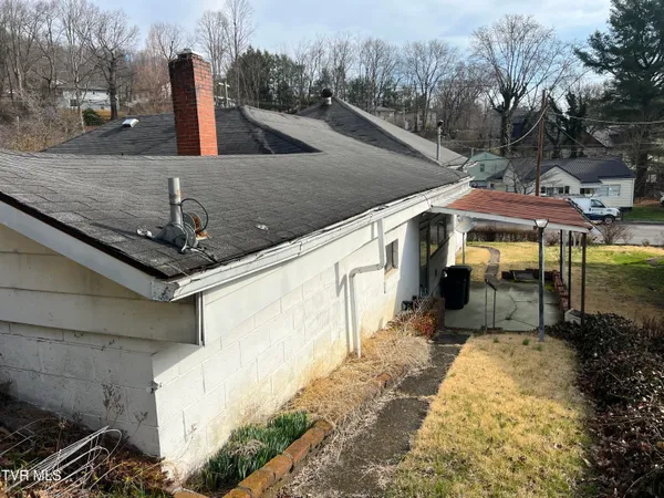 $79,900 | 231 11th Street Northwest, Norton, VA 24273