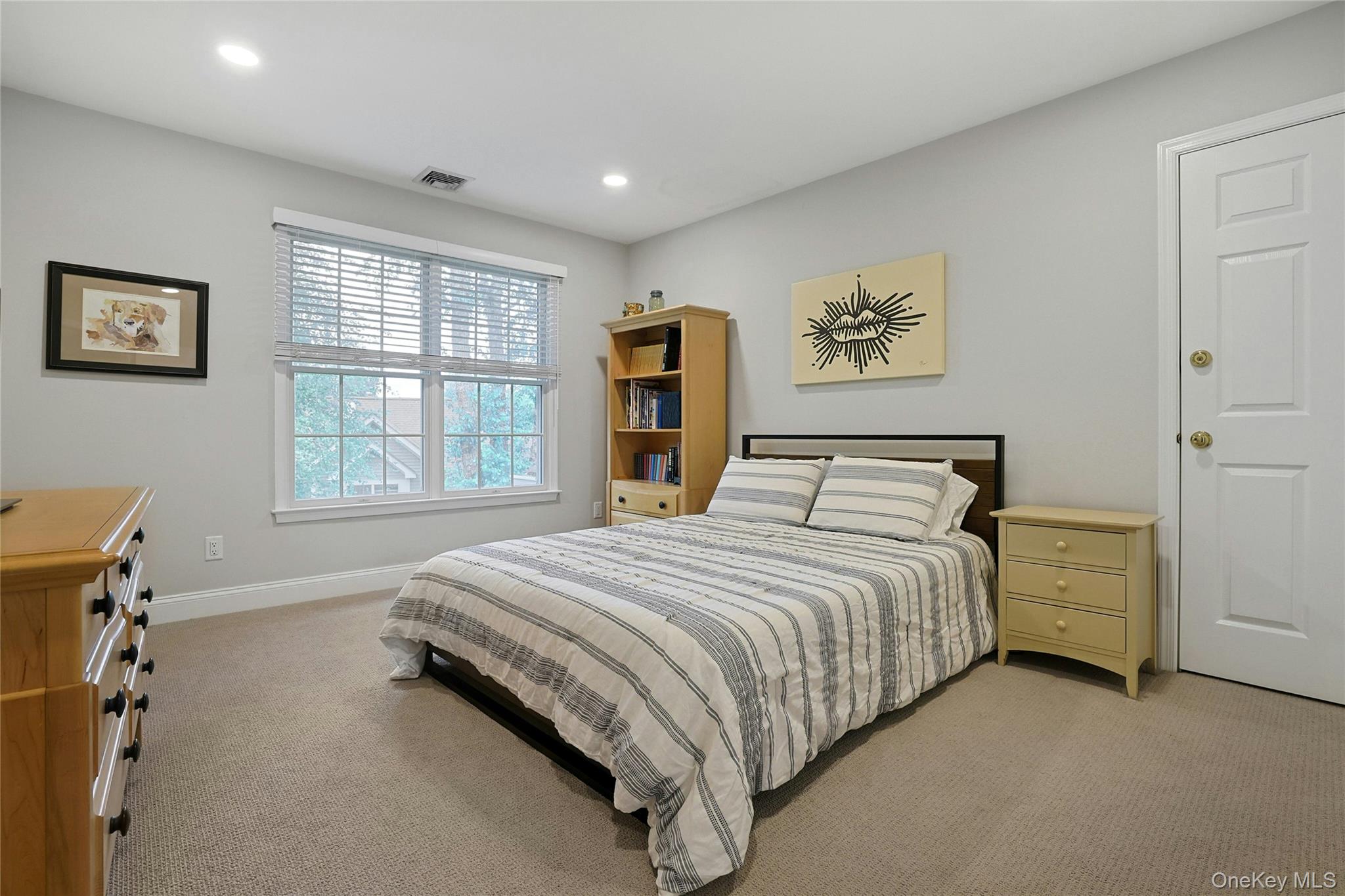 26 Agnew Farm Road Armonk, NY 10504 - Photo 21 of 28 a bedroom with a bed and a window