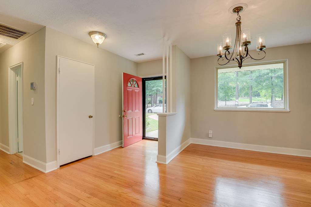 1615 Ridgecrest Lane Aiken, SC 29801 - Photo 2 of 58