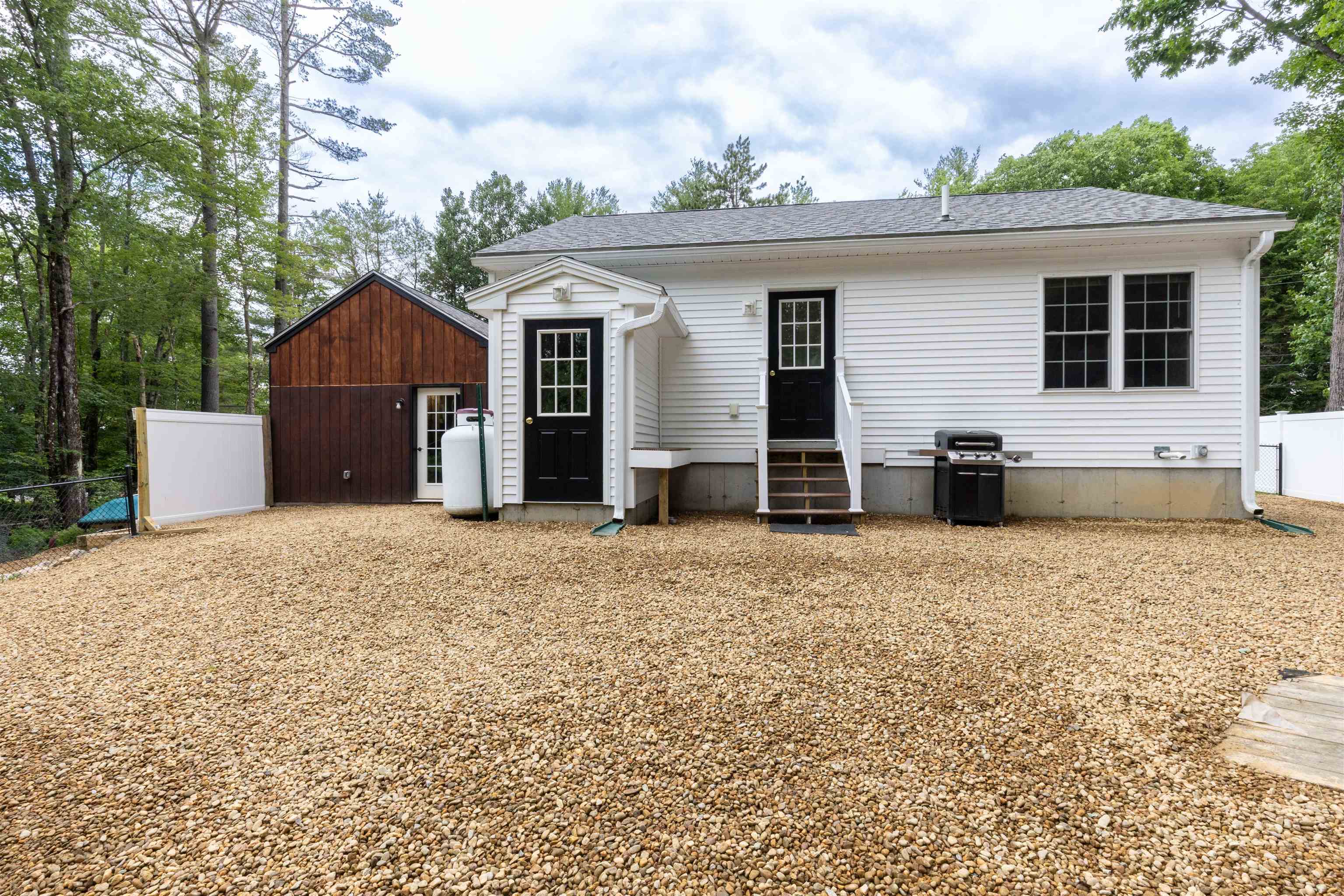 269 Varney Road Barnstead, NH 03225 - Photo 24 of 29