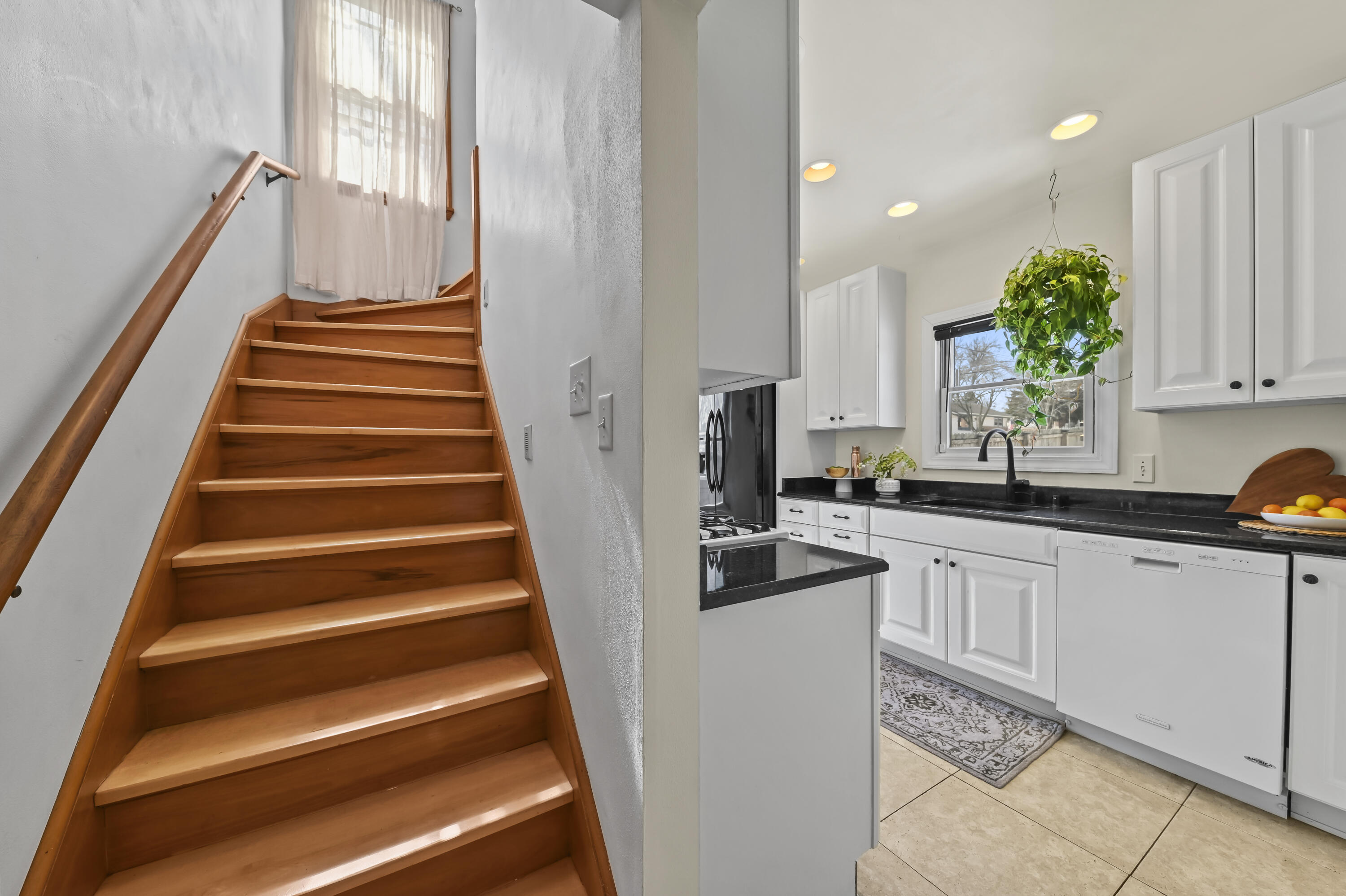 2877 South 46th Street Milwaukee, WI 53219 - Photo 13 of 44 EUP_7304