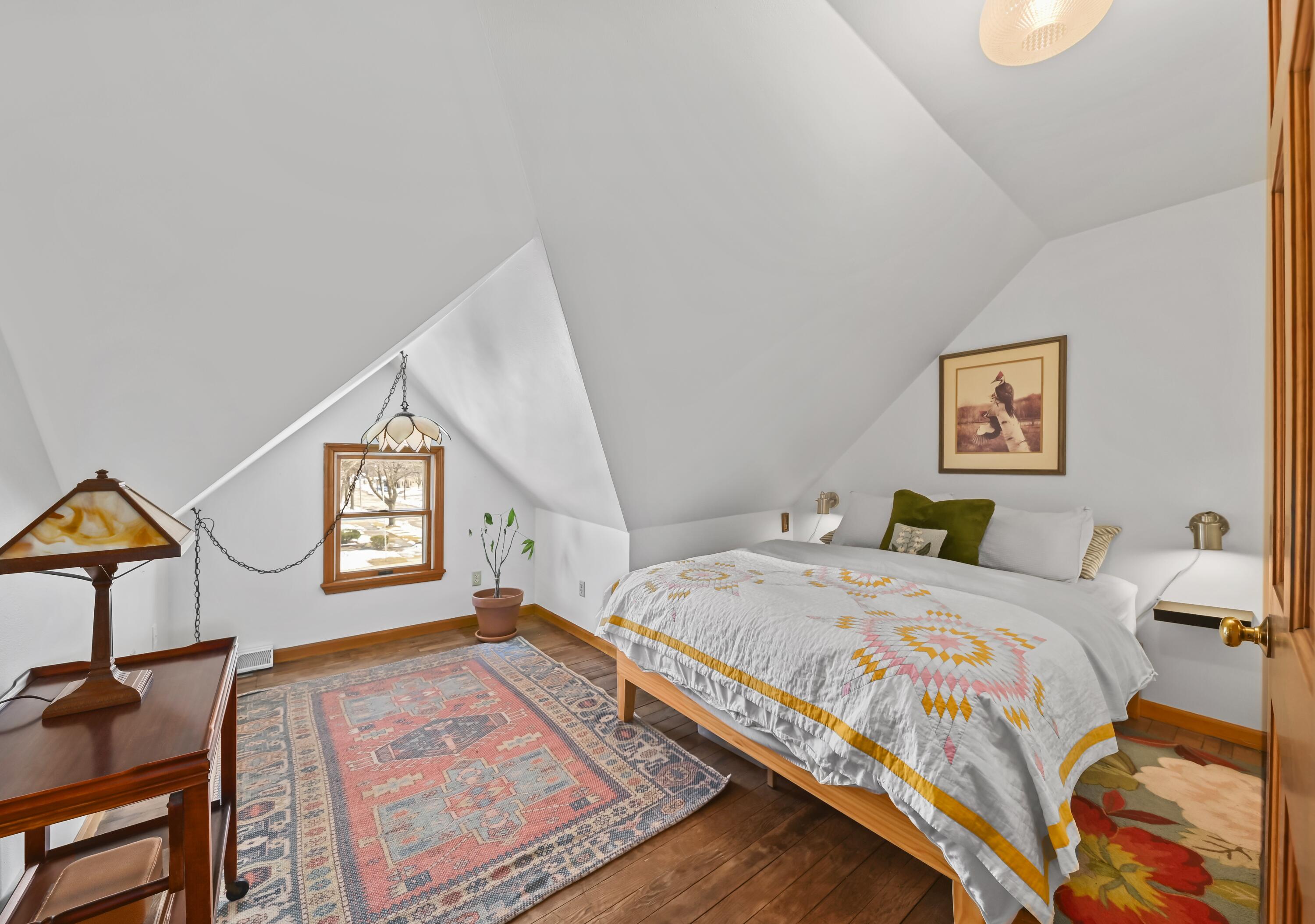 2877 South 46th Street Milwaukee, WI 53219 - Photo 23 of 44 EUP_7358