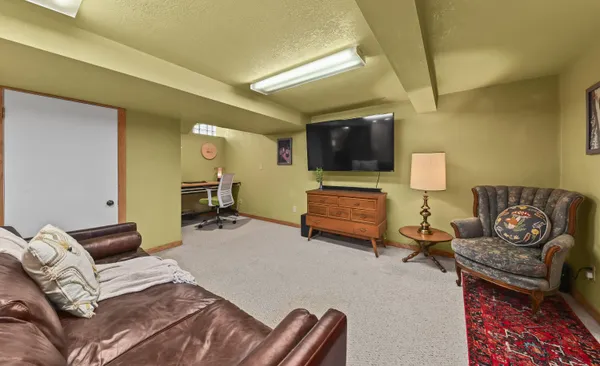 $299,900 | 2877 South 46th Street, Milwaukee, WI 53219