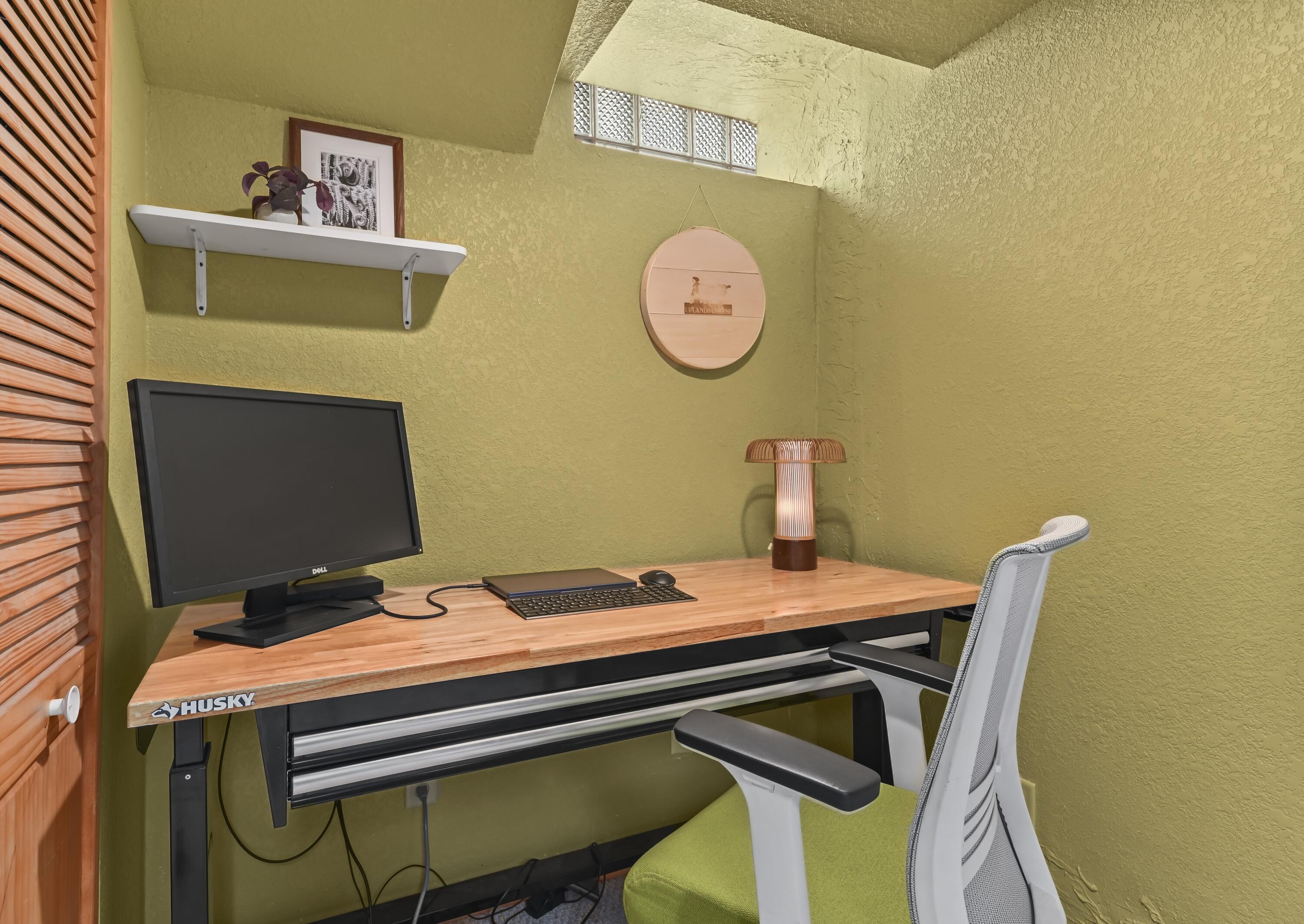 2877 South 46th Street Milwaukee, WI 53219 - Photo 29 of 44 EUP_7389