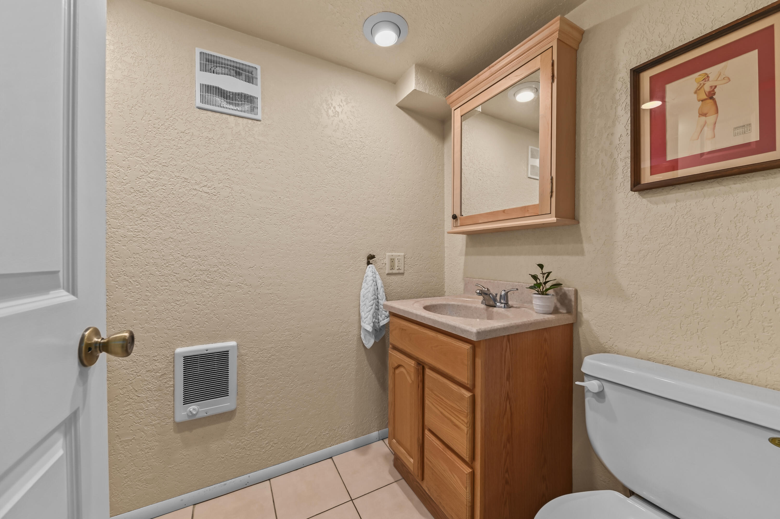 2877 South 46th Street Milwaukee, WI 53219 - Photo 30 of 44 EUP_7395