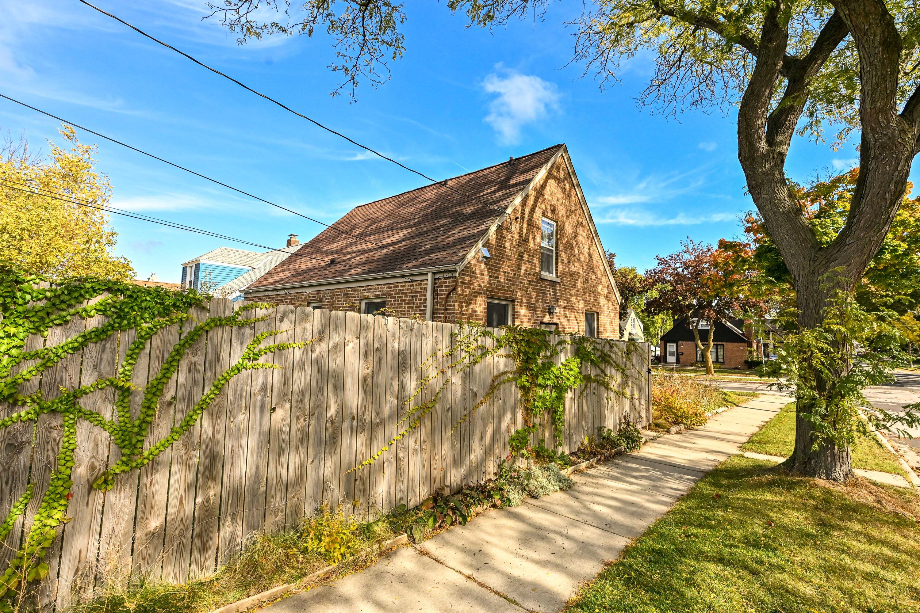 2877 South 46th Street Milwaukee, WI 53219 - Photo 38 of 44 DZ2877E-13