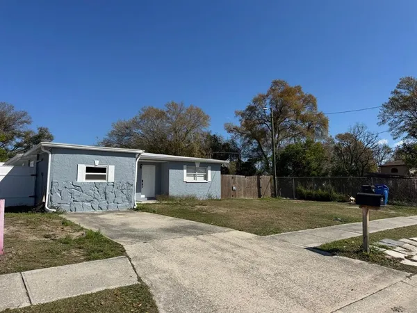 $1,500 | 8204 Dahlia Avenue, Tampa, FL 33619