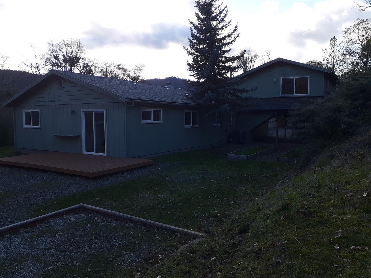 6446 Old Stage Road Central Point, OR 97502 - Photo 13 of 21 Additional Photo