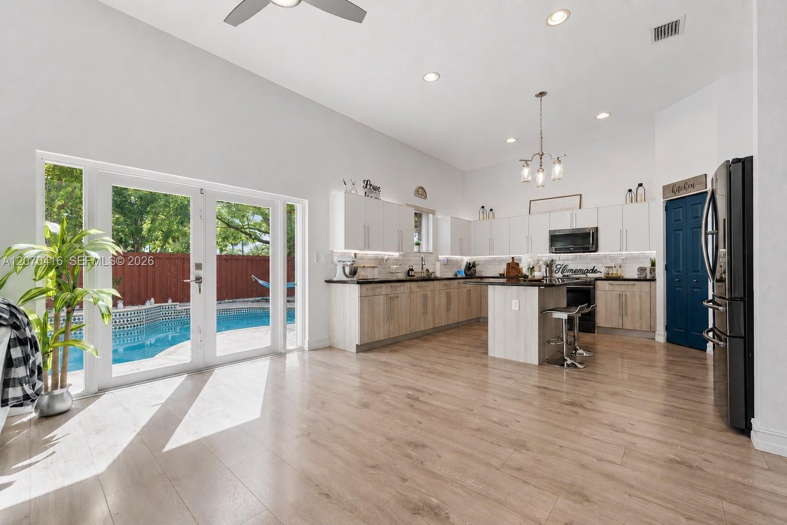 2006 Northeast 38th Road Homestead, FL 33033 - Photo 11 of 62 Gallery Image 11