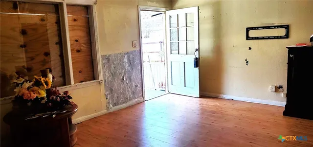 $119,500 | 112 College Avenue, Oglesby, TX 76561