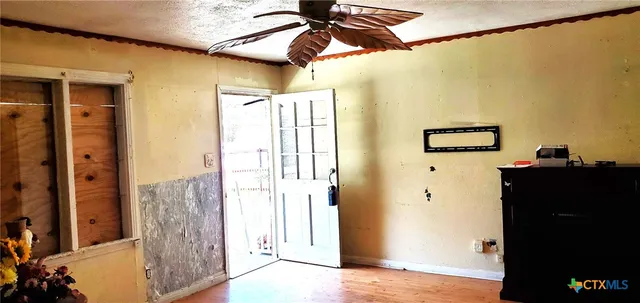 $119,500 | 112 College Avenue, Oglesby, TX 76561