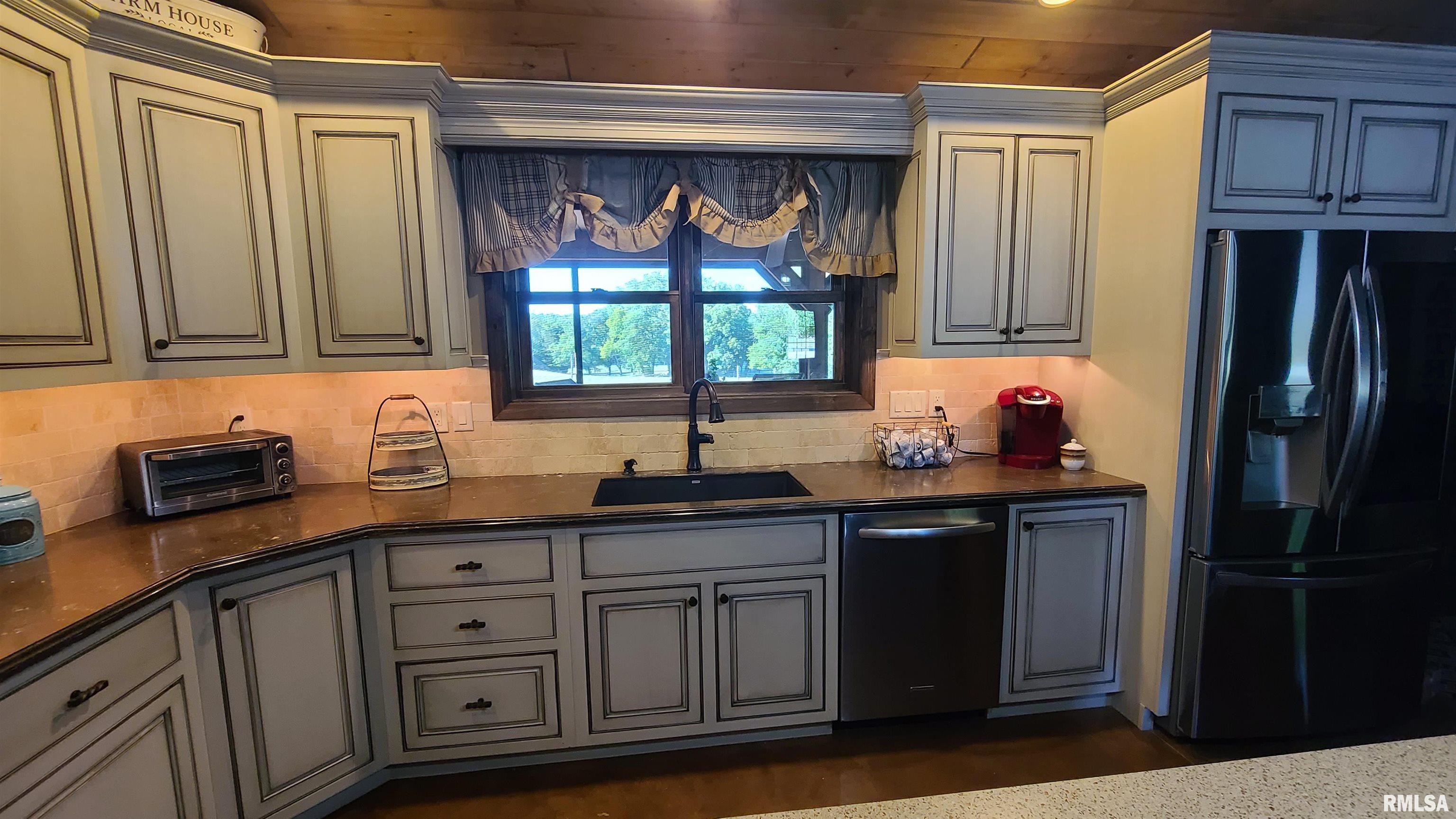 143 Hazel Road Simpson, IL 62985 - Photo 9 of 55