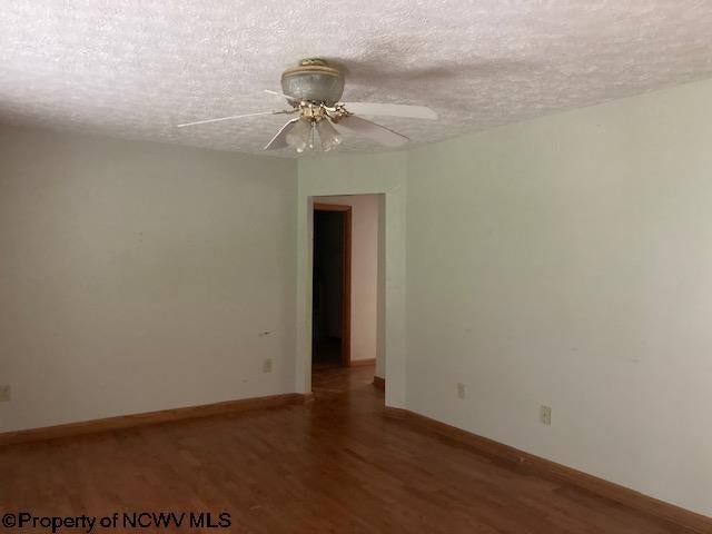 4186 Greenbrier Road Salem, WV 26426 - Photo 4 of 26 Gallery Image 4