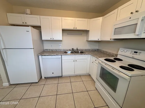 $1,050 | 1102 Frankford Avenue, Unit B, Panama City, FL 32401