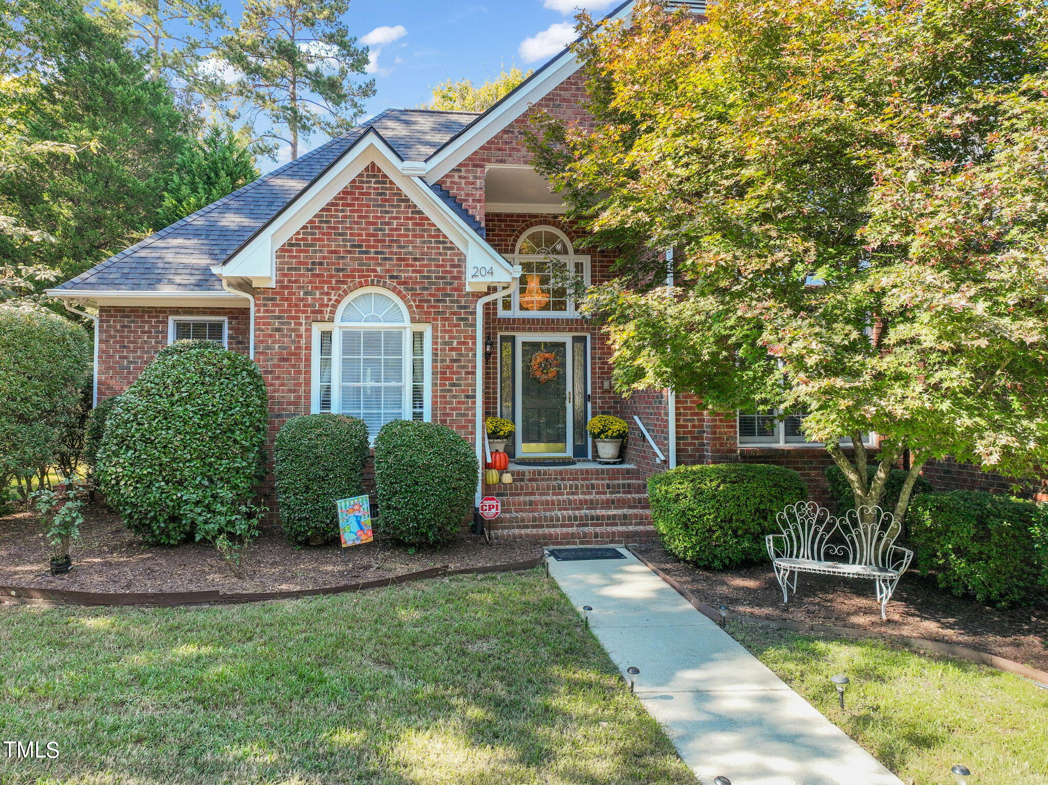 204 Springmoor Lane Durham, NC 27713 - Photo 2 of 41 2-web-or-mls-DJI_0877 (2)