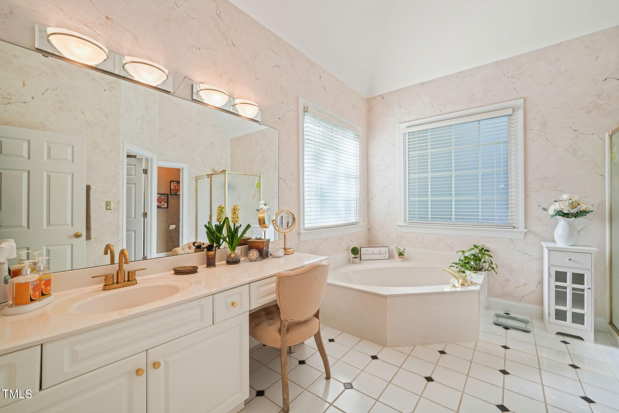 204 Springmoor Lane Durham, NC 27713 - Photo 22 of 41 22-web-or-mls-DSC02671