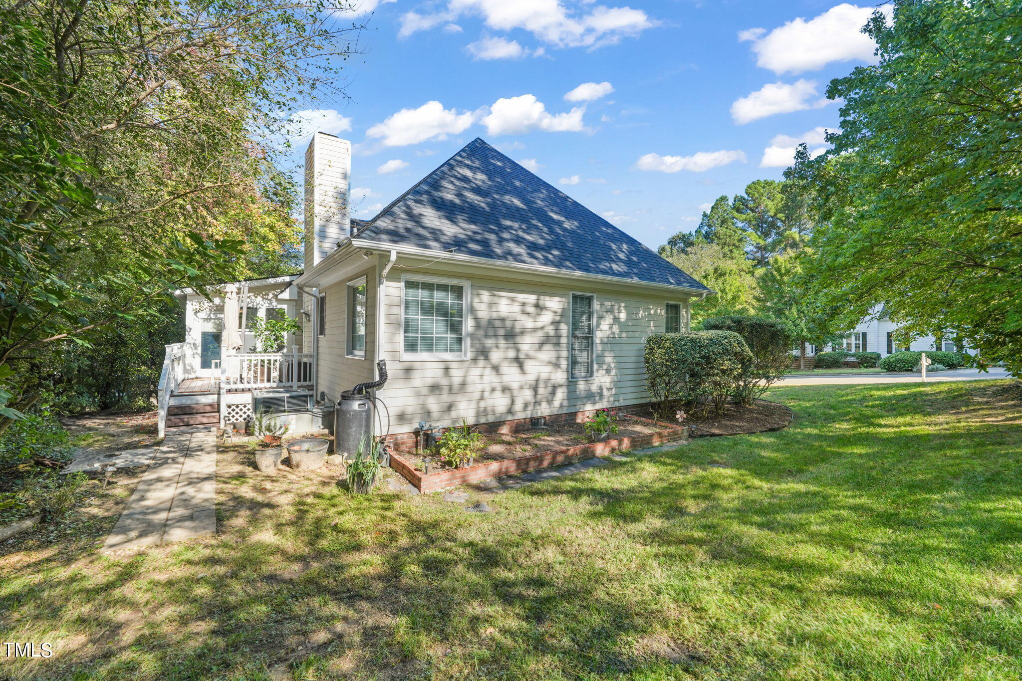 204 Springmoor Lane Durham, NC 27713 - Photo 33 of 41 33-web-or-mls-DSC02554