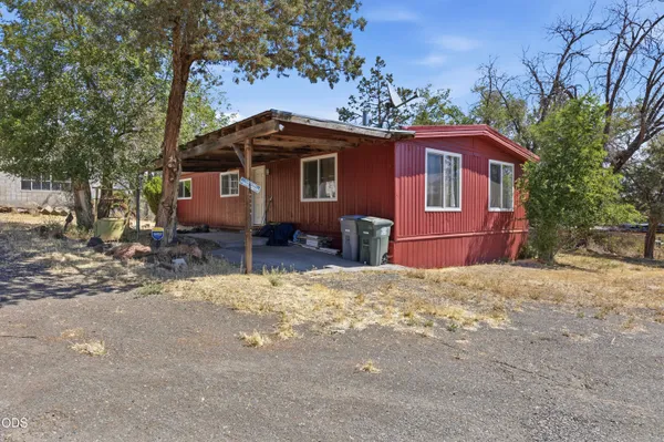 $299,000 | 150 Northeast Cleveland Street, Madras, OR 97741
