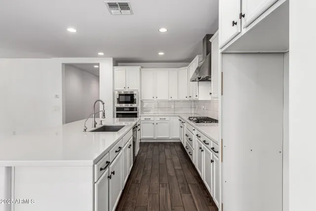 $655,000 | 6947 West Spur Drive, Peoria, AZ 85383