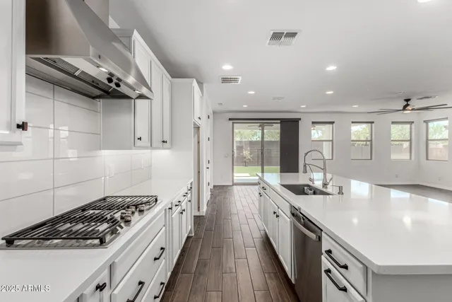 $655,000 | 6947 West Spur Drive, Peoria, AZ 85383