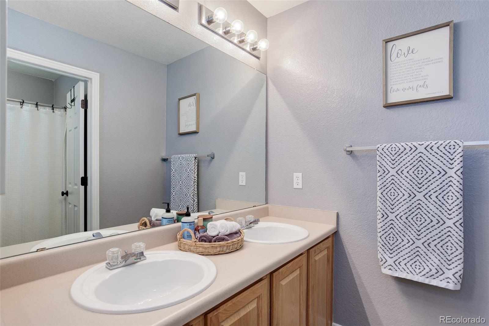 9854 Merimbula Street Highlands Ranch, CO 80130 - Photo 25 of 49 Gallery Image 25