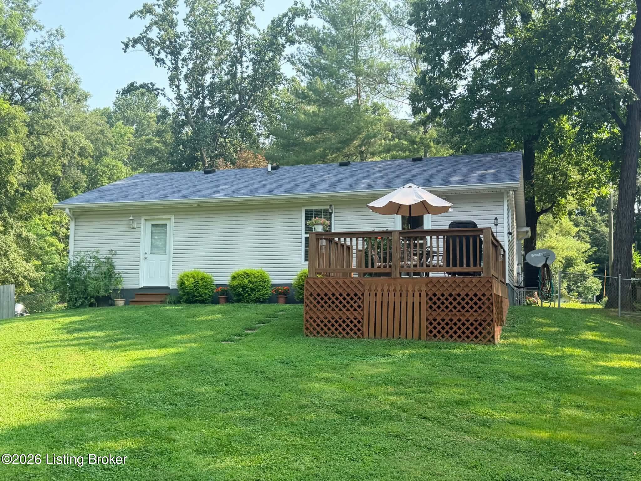 207 Woods Road Elizabethtown, KY 42701 - Photo 13 of 50 e3177e77-a3f4-4d0b-8148-73c780a50c6a